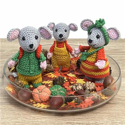 Laura en Annelies de Vries | Amigurumi muizen voor ieder seizoen