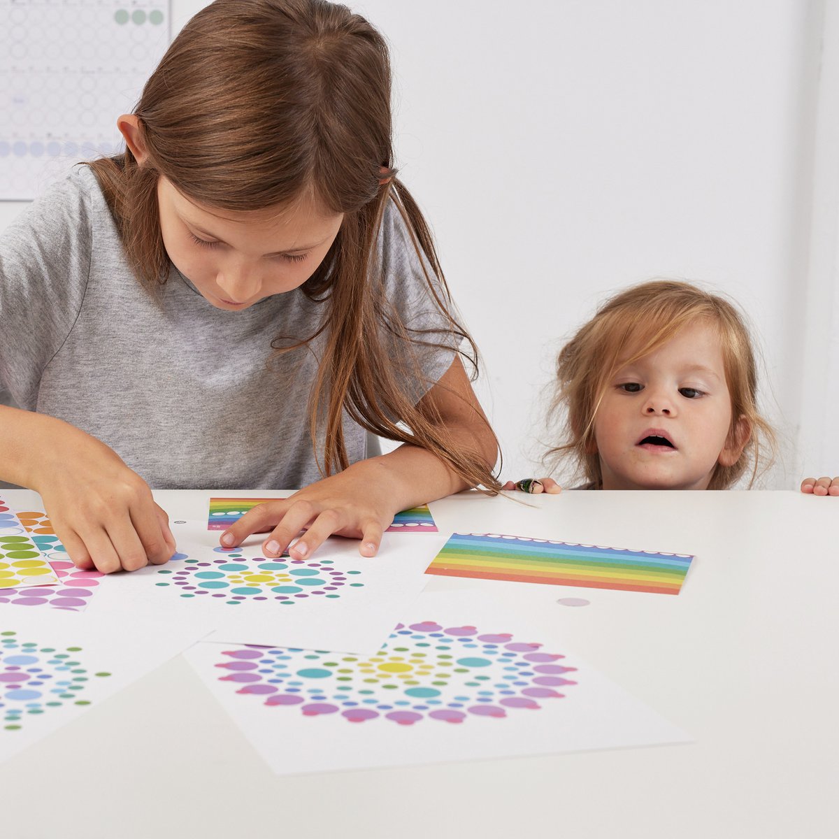 Dot on® | Dotsala mandala set met dot stickers - Rainbow 21x30 cm