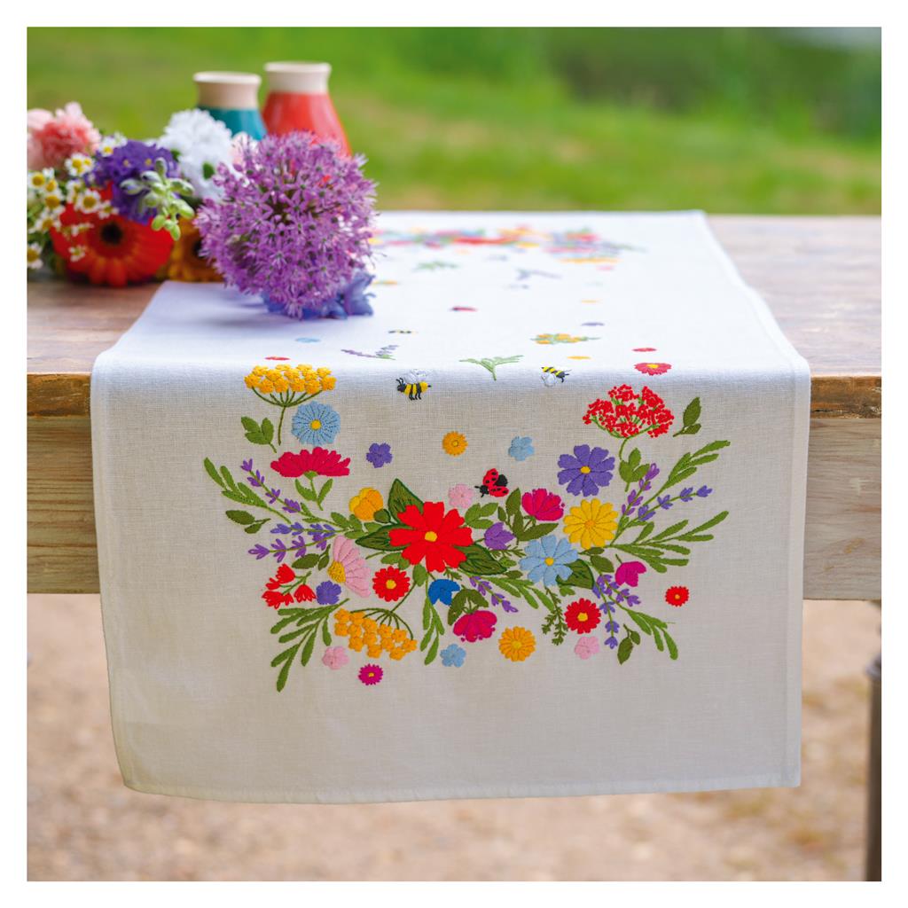 Vervaco | Loper kit Kleurrijke wereld van bloemen | ca. 35 x 95 cm