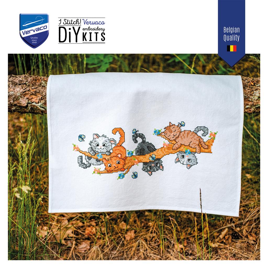 Vervaco | Handdoek kit Spelende poesjes | ca. 46 x 71 cm