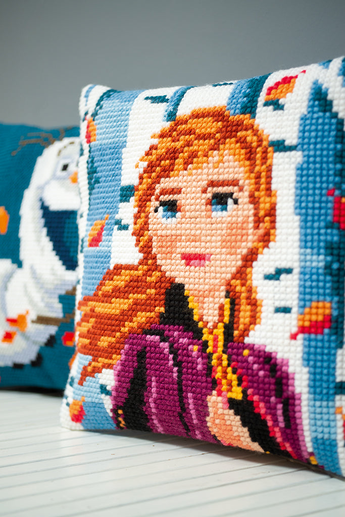 Vervaco | Kruissteekkussen kit Disney Frozen 2 Anna