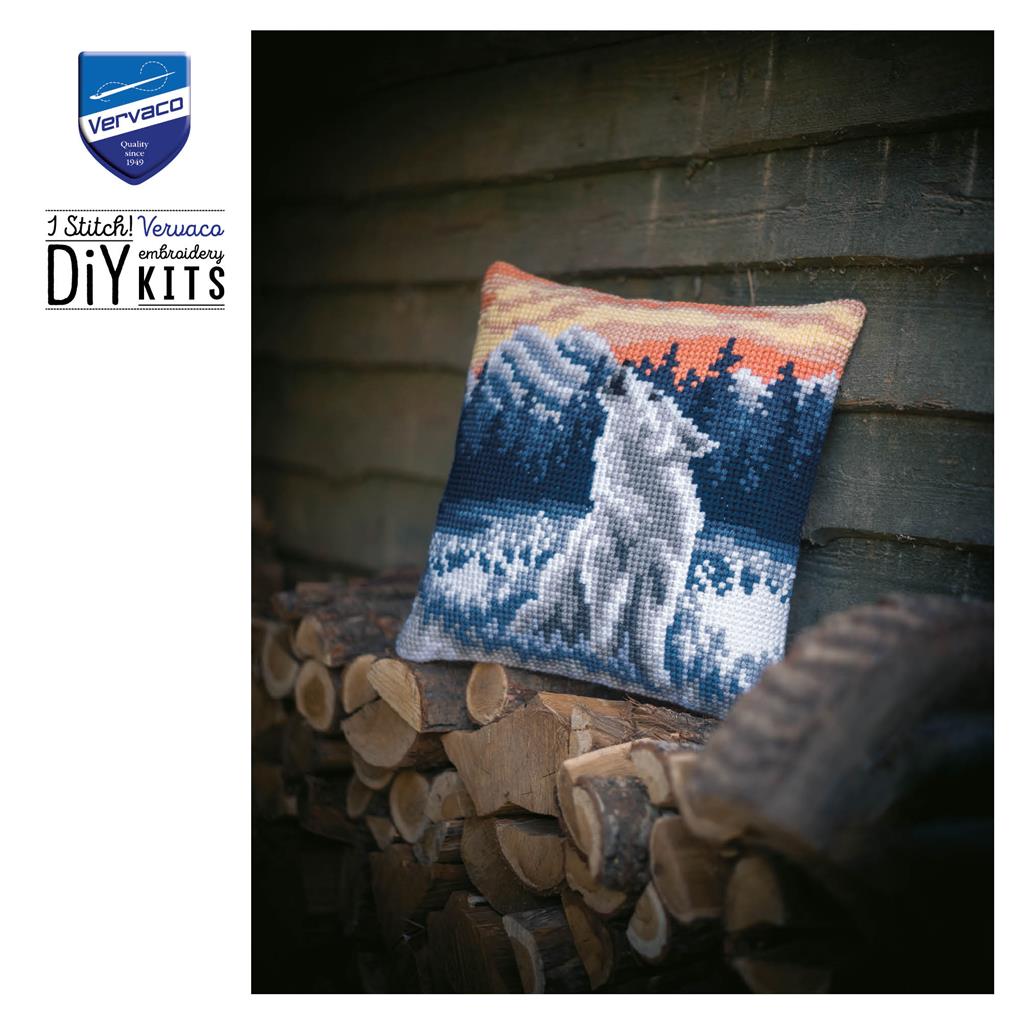 Vervaco | Kruissteekkussen kit Wolf in de winter