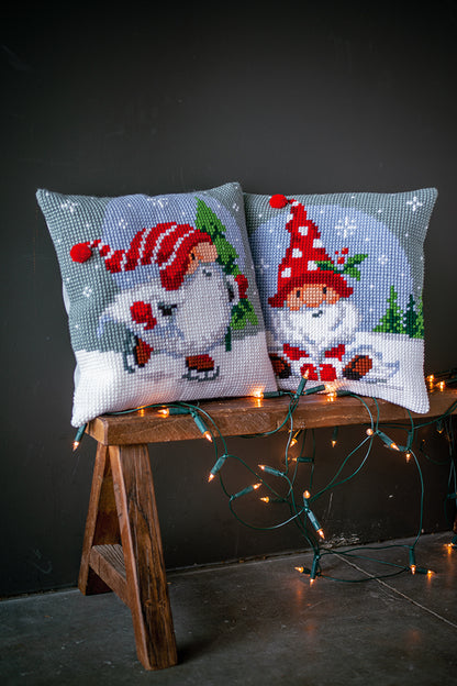 Vervaco | Kruissteekkussen kit Kerstkabouter op ijs