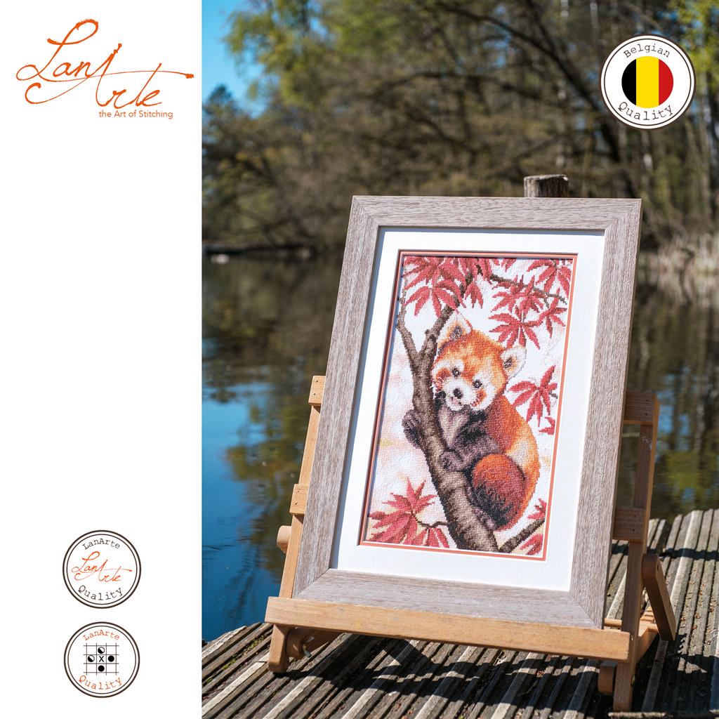 Lanarte | Telpakket kit Snuggled in the Maple tree | ca. 23 x 34 cm