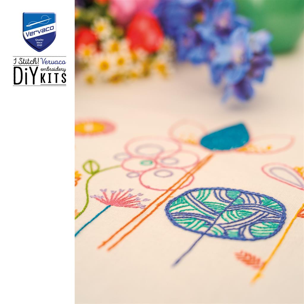 Vervaco | Tafelkleed kit Stylish Florals | ca. 72 x 72 cm