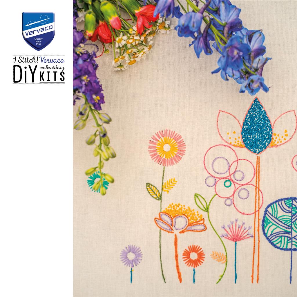 Vervaco | Tafelkleed kit Stylish Florals | ca. 72 x 72 cm