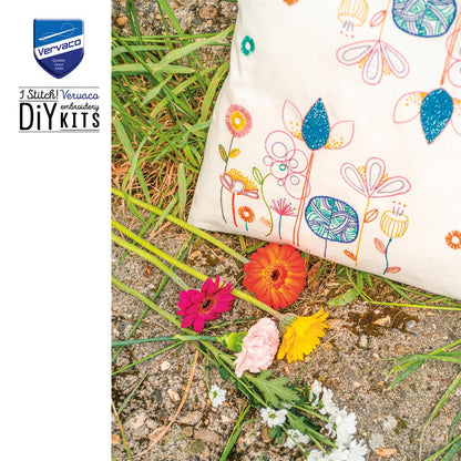 Vervaco | Kussen kit Stylish Florals | ca. 40 x 40 cm