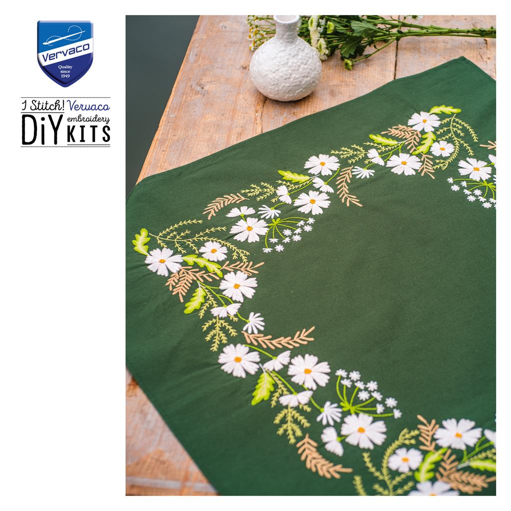 Vervaco | Tafelkleed kit Witte bloemen | ca. 72 x 72 cm