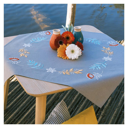 Vervaco | Tafelkleed kit Bloemen en takjes | ca. 72 x 72 cm