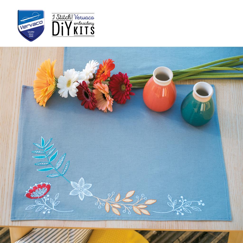 Vervaco | Placemat kit Bloemen en takjes set van 2 | ca. 45 x 35 cm