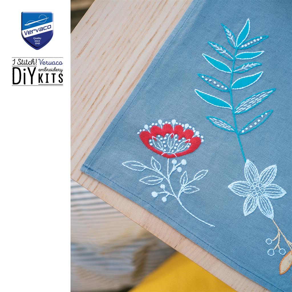 Vervaco | Placemat kit Bloemen en takjes set van 2 | ca. 45 x 35 cm